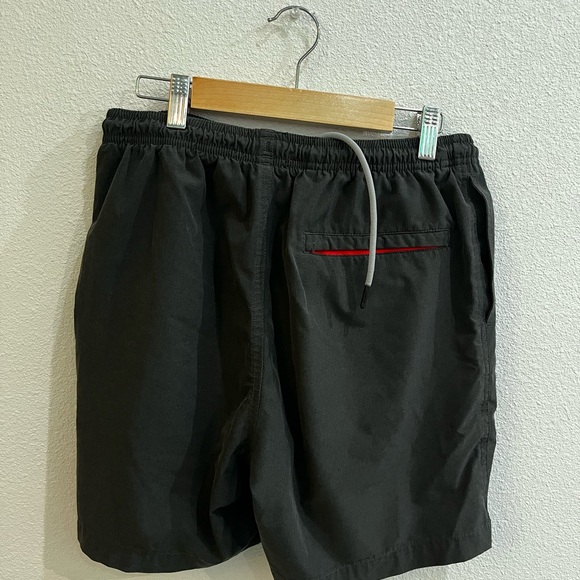 Chubbies Gym Hybrid Shorts (The Flints) 5.5 Inseam Size small - Picture 2 of 6